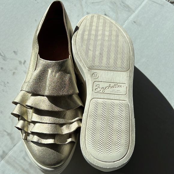 EUC Seychelles Gold Ruffle Sneakers - Picture 3 of 5